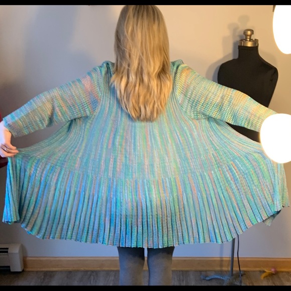 Paola Poggi Open front Beach Cover - Picture 6 of 9